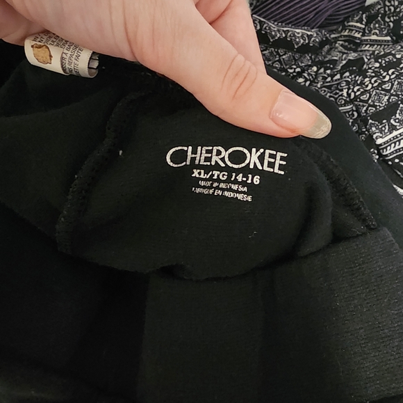 Girls Black Cherokee Leggings W/ Decorative Gold Zipper Pockets, Size ( XL14-16) - Picture 4 of 4